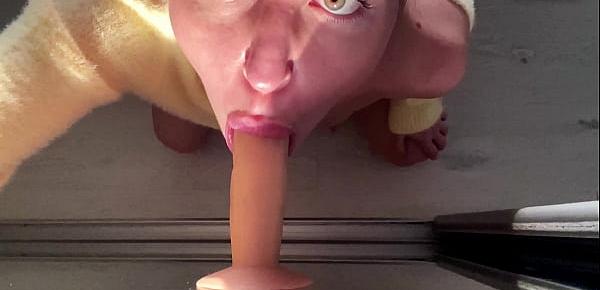  Minx Sucks Toy Deeply And After Hard Fucking Herself